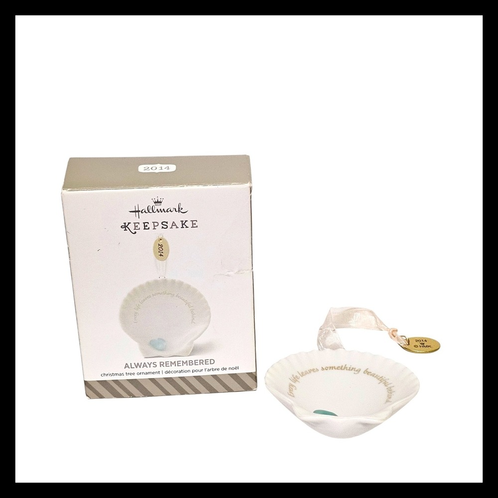 2014 Hallmark‎ Keepsake "Always Remembered" Shell Christmas Tree Ornament
